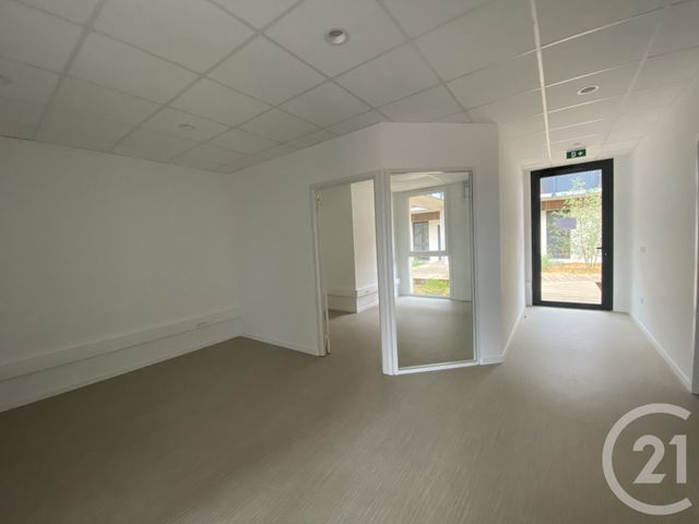 Appartement Local &agrave; louer - 3 pi&egrave;ces - 75 m2 - St Geours De Maremne - 40 - AQUITAINE