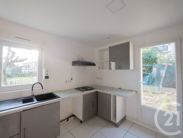 Appartement F3 &agrave; louer - 3 pi&egrave;ces - 60,82 m2 - Dax - 40 - AQUITAINE