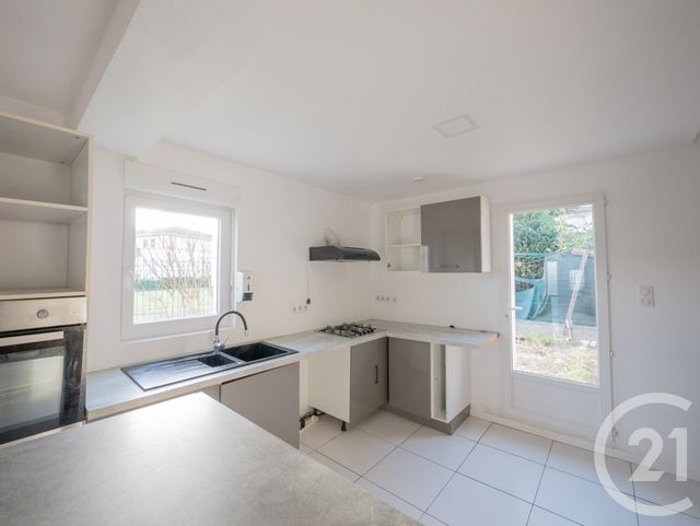 Appartement F3 &agrave; louer - 3 pi&egrave;ces - 60,82 m2 - Dax - 40 - AQUITAINE