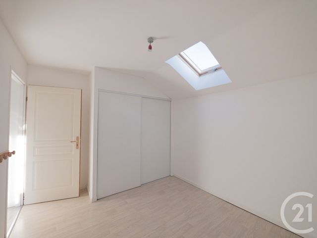 Appartement F3 &agrave; louer - 3 pi&egrave;ces - 60,82 m2 - Dax - 40 - AQUITAINE