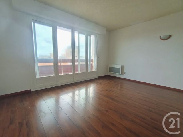 Appartement Studio à louer - 1 pièce - 27,99 m2 - Dax - 40 - AQUITAINE