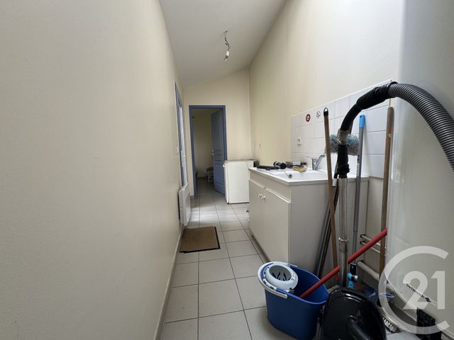 Appartement Local à louer - 4 pièces - 69,18 m2 - Dax - 40 - AQUITAINE