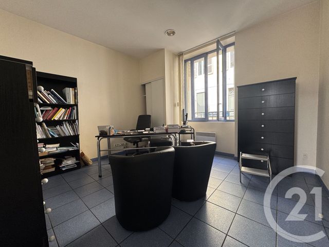 Appartement Local à louer - 4 pièces - 69,18 m2 - Dax - 40 - AQUITAINE