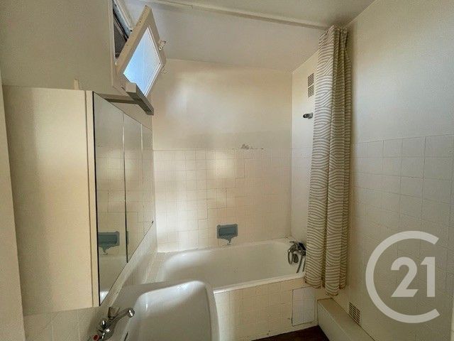 Appartement F2 à vendre - 2 pièces - 52,81 m2 - Dax - 40 - AQUITAINE