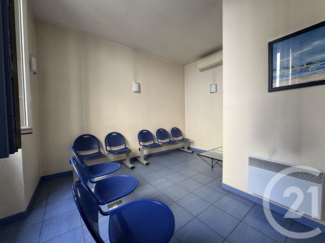 Bureaux à louer - 64.3 m2 - 40 - Landes