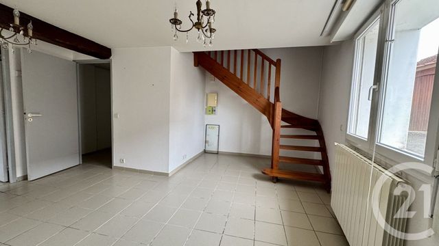 Appartement F3 à louer - 3 pièces - 64,70 m2 - Hagetmau - 40 - AQUITAINE