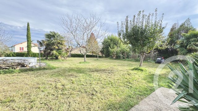 Maison &agrave; louer - 7 pi&egrave;ces - 221,75 m2 - Poyartin - 40 - AQUITAINE