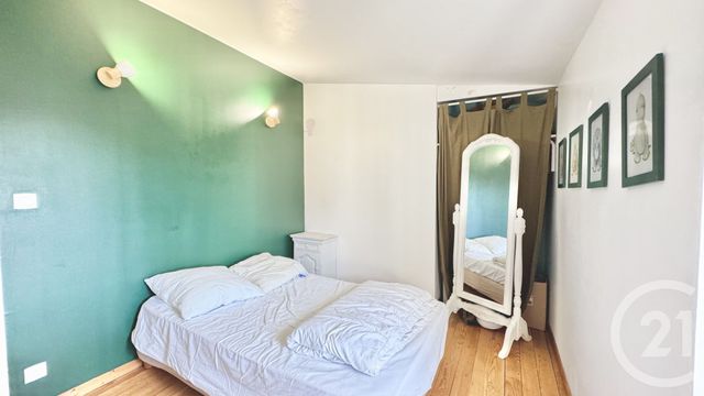 Maison &agrave; louer - 7 pi&egrave;ces - 221,75 m2 - Poyartin - 40 - AQUITAINE