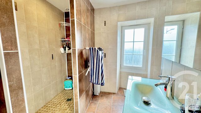 Maison &agrave; louer - 7 pi&egrave;ces - 221,75 m2 - Poyartin - 40 - AQUITAINE