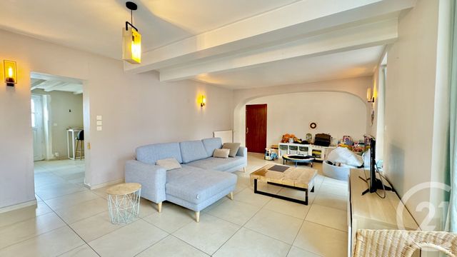 Maison &agrave; louer - 7 pi&egrave;ces - 221,75 m2 - Poyartin - 40 - AQUITAINE