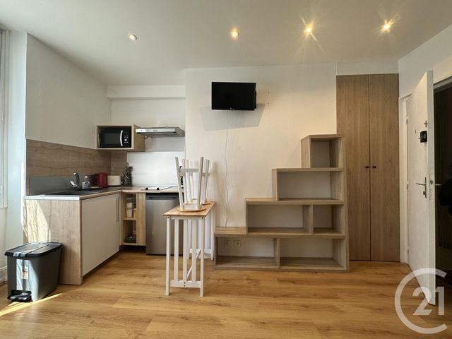 Appartement F1 &agrave; louer - 1 pi&egrave;ce - 17,02 m2 - Dax - 40 - AQUITAINE