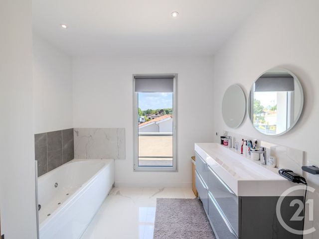 Maison &agrave; vendre - 7 pi&egrave;ces - 156,60 m2 - St Geours De Maremne - 40 - AQUITAINE