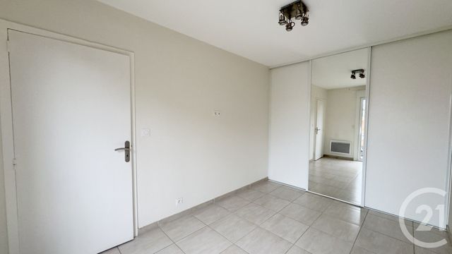 Appartement F2 &agrave; louer - 2 pi&egrave;ces - 46,01 m2 - Dax - 40 - AQUITAINE