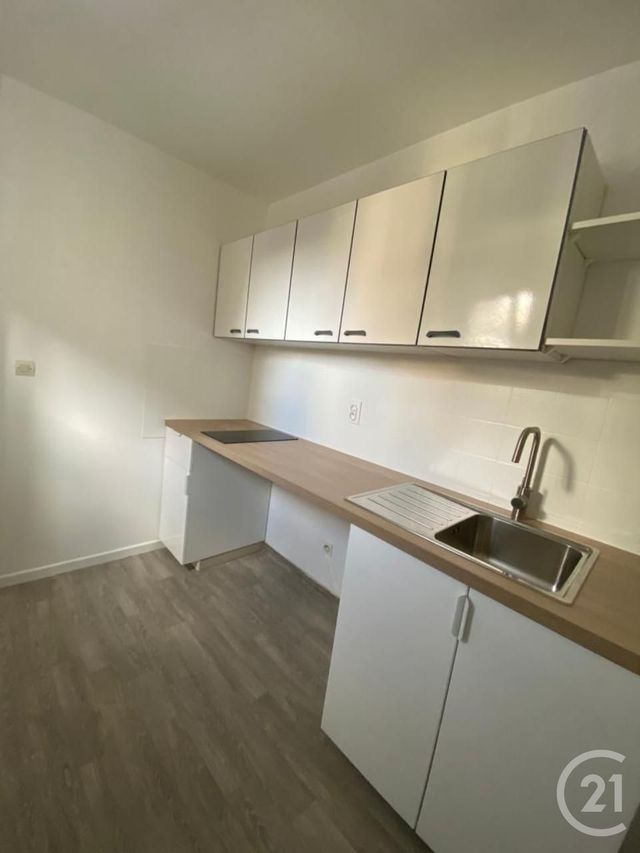 Appartement &agrave; louer - 2 pi&egrave;ces - 35,22 m2 - Dax - 40 - AQUITAINE