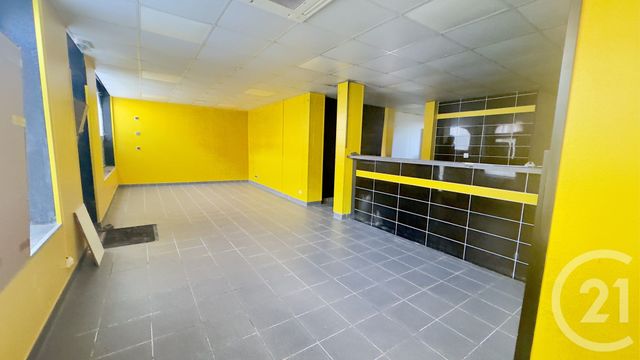 Local commercial à louer - 70.68 m2 - 40 - Landes