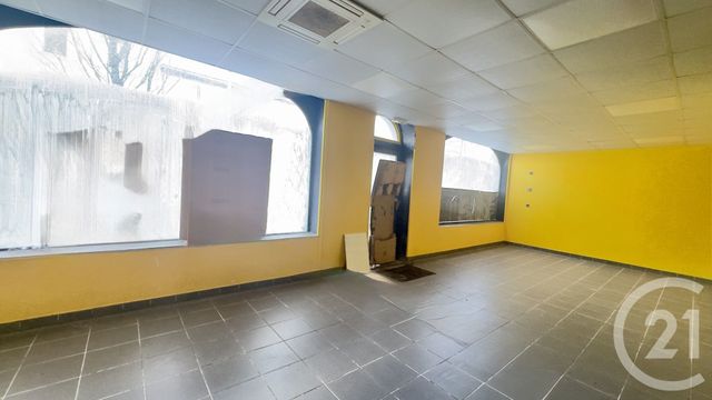 Local commercial à louer - 70.68 m2 - 40 - Landes