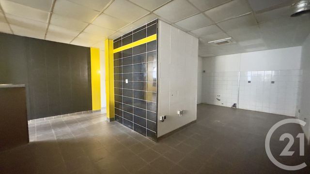 Local commercial à louer - 70.68 m2 - 40 - Landes