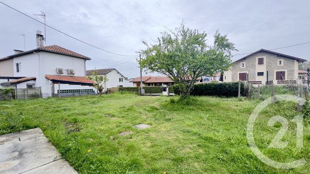 Appartement F3 &agrave; louer - 3 pi&egrave;ces - 65,14 m2 - Dax - 40 - AQUITAINE