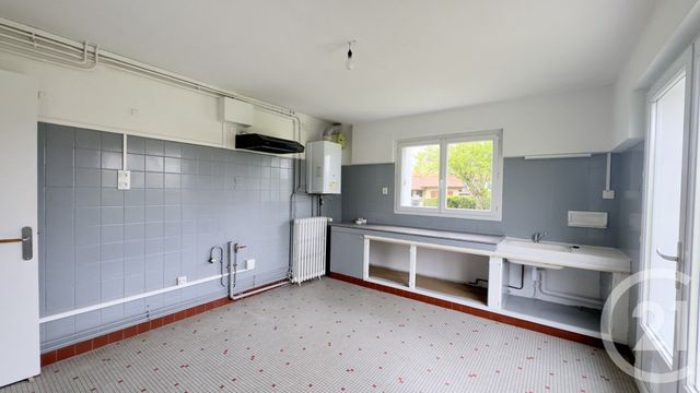 Appartement F3 &agrave; louer - 3 pi&egrave;ces - 65,14 m2 - Dax - 40 - AQUITAINE