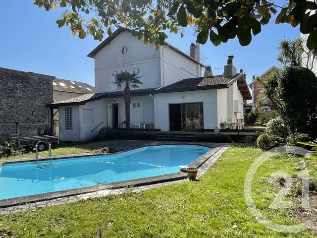 Maison 10 pièces 275 m² · à Dax · 275 m² · 624 000 €