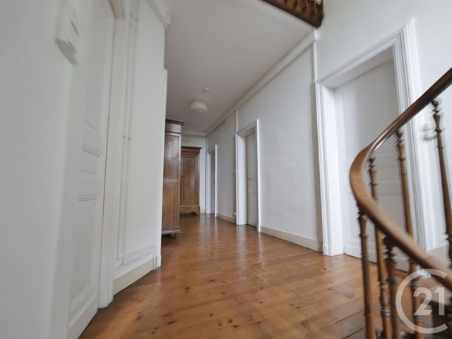 Maison &agrave; louer - 8 pi&egrave;ces - 221,02 m2 - Heugas - 40 - AQUITAINE