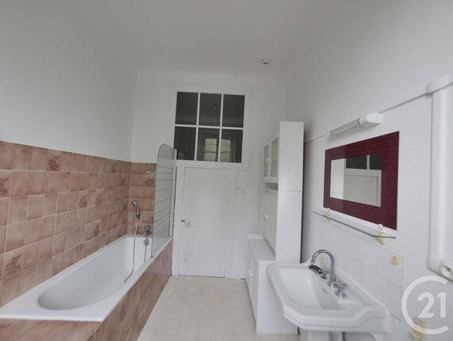 Maison &agrave; louer - 8 pi&egrave;ces - 221,02 m2 - Heugas - 40 - AQUITAINE