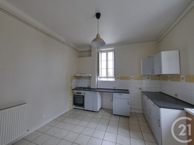 Maison &agrave; louer - 8 pi&egrave;ces - 221,02 m2 - Heugas - 40 - AQUITAINE