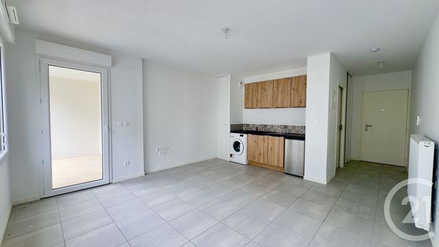 Appartement F1 &agrave; louer - 1 pi&egrave;ce - 28,63 m2 - Dax - 40 - AQUITAINE