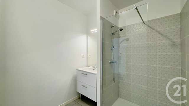Appartement F1 &agrave; louer - 1 pi&egrave;ce - 28,63 m2 - Dax - 40 - AQUITAINE