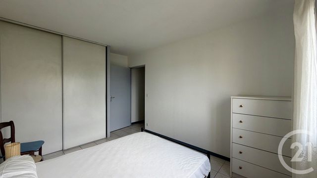 Appartement F2 &agrave; louer - 2 pi&egrave;ces - 50,37 m2 - Dax - 40 - AQUITAINE