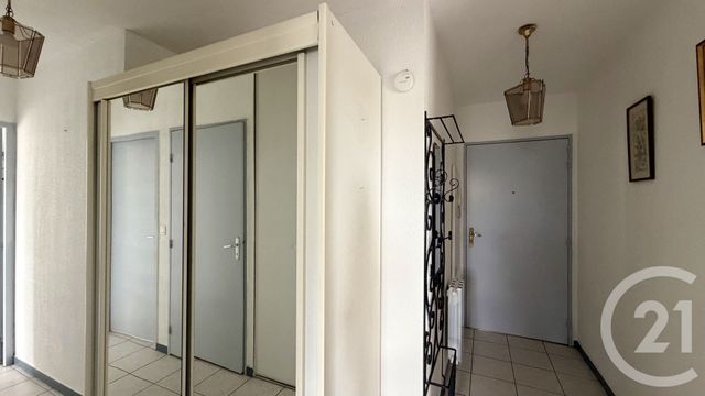 Appartement F2 &agrave; louer - 2 pi&egrave;ces - 50,37 m2 - Dax - 40 - AQUITAINE
