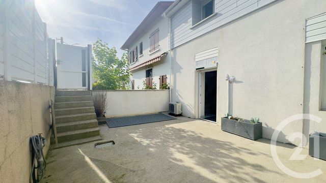 Appartement F3 &agrave; louer - 3 pi&egrave;ces - 55,78 m2 - Dax - 40 - AQUITAINE