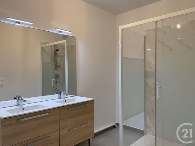 Appartement T3 &agrave; louer - 3 pi&egrave;ces - 62,91 m2 - St Paul Les Dax - 40 - AQUITAINE