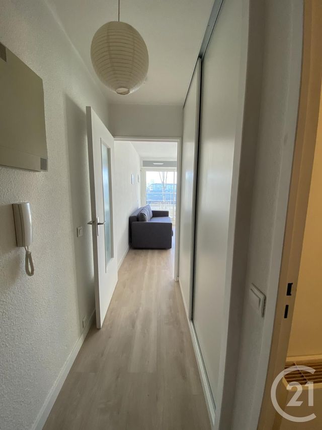 Appartement Studio &agrave; louer - 1 pi&egrave;ce - 24,72 m2 - Dax - 40 - AQUITAINE
