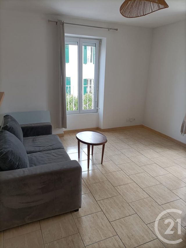 Appartement F2 &agrave; louer - 2 pi&egrave;ces - 48,18 m2 - Dax - 40 - AQUITAINE