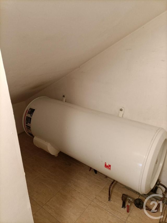 Appartement F2 &agrave; louer - 2 pi&egrave;ces - 48,18 m2 - Dax - 40 - AQUITAINE
