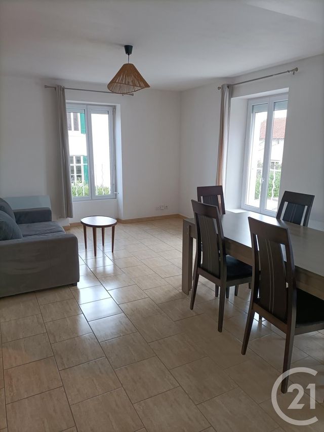 Appartement F2 &agrave; louer - 2 pi&egrave;ces - 48,18 m2 - Dax - 40 - AQUITAINE