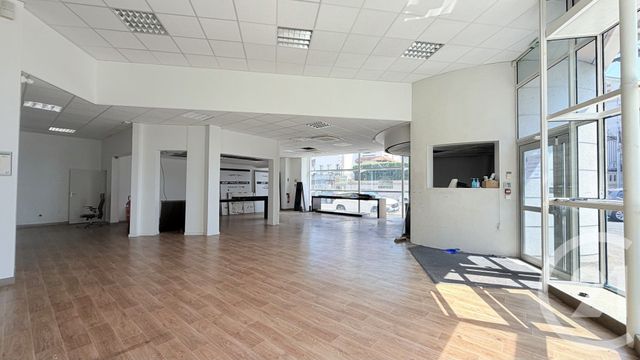 Local commercial à louer - 316.0 m2 - 40 - Landes
