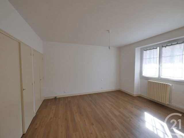 Appartement F3 &agrave; louer - 3 pi&egrave;ces - 87,95 m2 - Dax - 40 - AQUITAINE