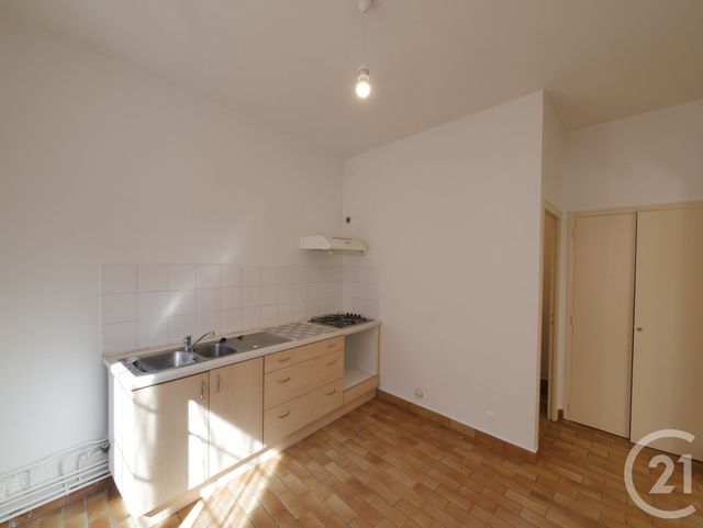Appartement F3 &agrave; louer - 3 pi&egrave;ces - 87,95 m2 - Dax - 40 - AQUITAINE