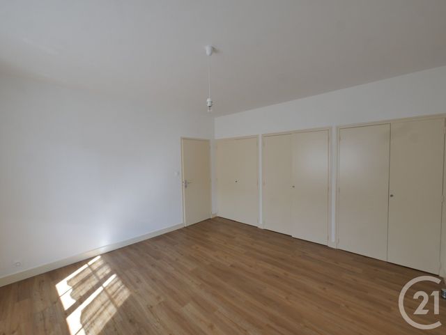 Appartement F3 &agrave; louer - 3 pi&egrave;ces - 87,95 m2 - Dax - 40 - AQUITAINE