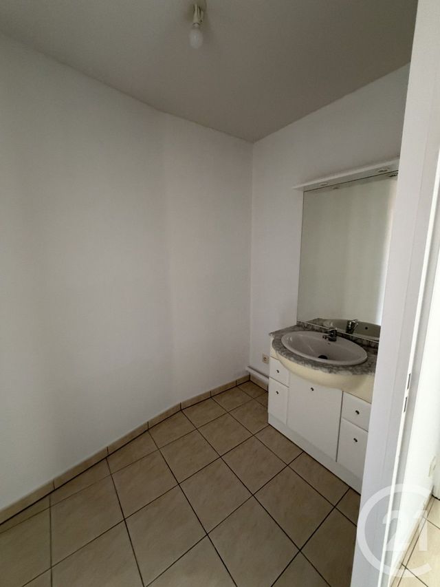 Appartement T2 &agrave; louer - 2 pi&egrave;ces - 54,78 m2 - Dax - 40 - AQUITAINE