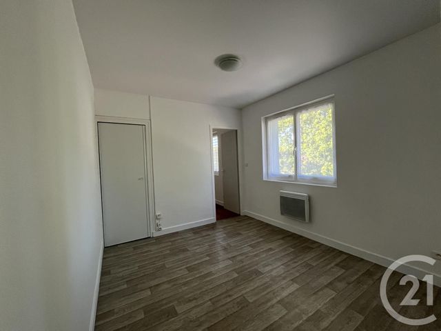 Appartement F2 &agrave; louer - 2 pi&egrave;ces - 31,20 m2 - Dax - 40 - AQUITAINE