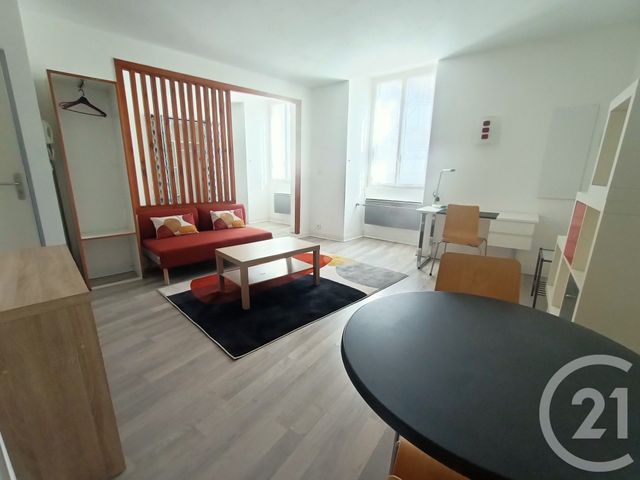 Appartement F1 &agrave; louer - 1 pi&egrave;ce - 34,25 m2 - Dax - 40 - AQUITAINE