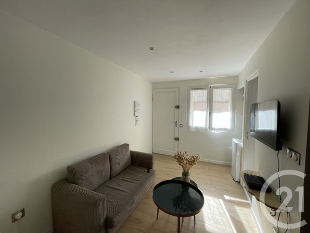 Appartement F1 &agrave; louer - 1 pi&egrave;ce - 23,79 m2 - Dax - 40 - AQUITAINE