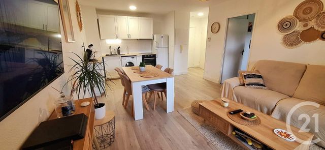 Appartement F2 &agrave; louer - 2 pi&egrave;ces - 42,11 m2 - Dax - 40 - AQUITAINE