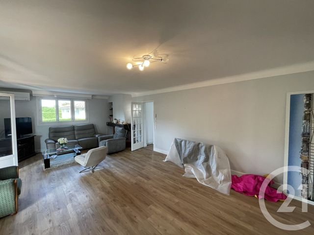 Maison &agrave; louer - 5 pi&egrave;ces - 116,16 m2 - Narrosse - 40 - AQUITAINE