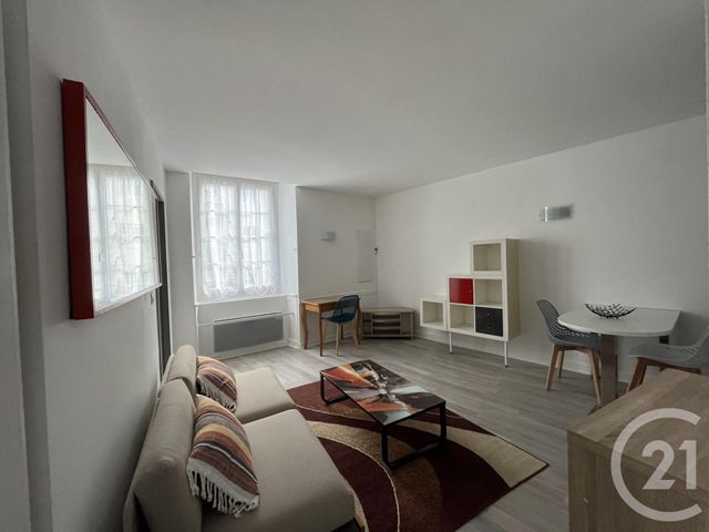 Appartement F2 &agrave; louer - 2 pi&egrave;ces - 34,67 m2 - Dax - 40 - AQUITAINE