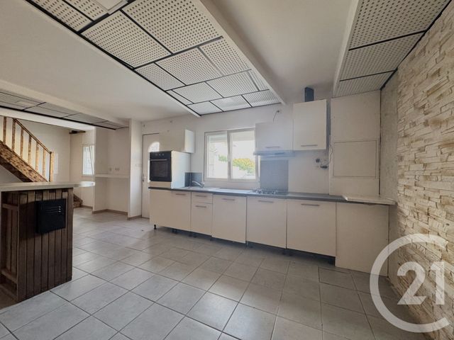 Appartement F3 &agrave; louer - 3 pi&egrave;ces - 68,29 m2 - Dax - 40 - AQUITAINE