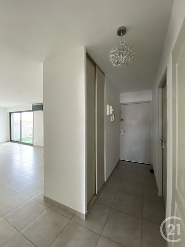 Appartement F3 &agrave; louer - 3 pi&egrave;ces - 81,17 m2 - Dax - 40 - AQUITAINE